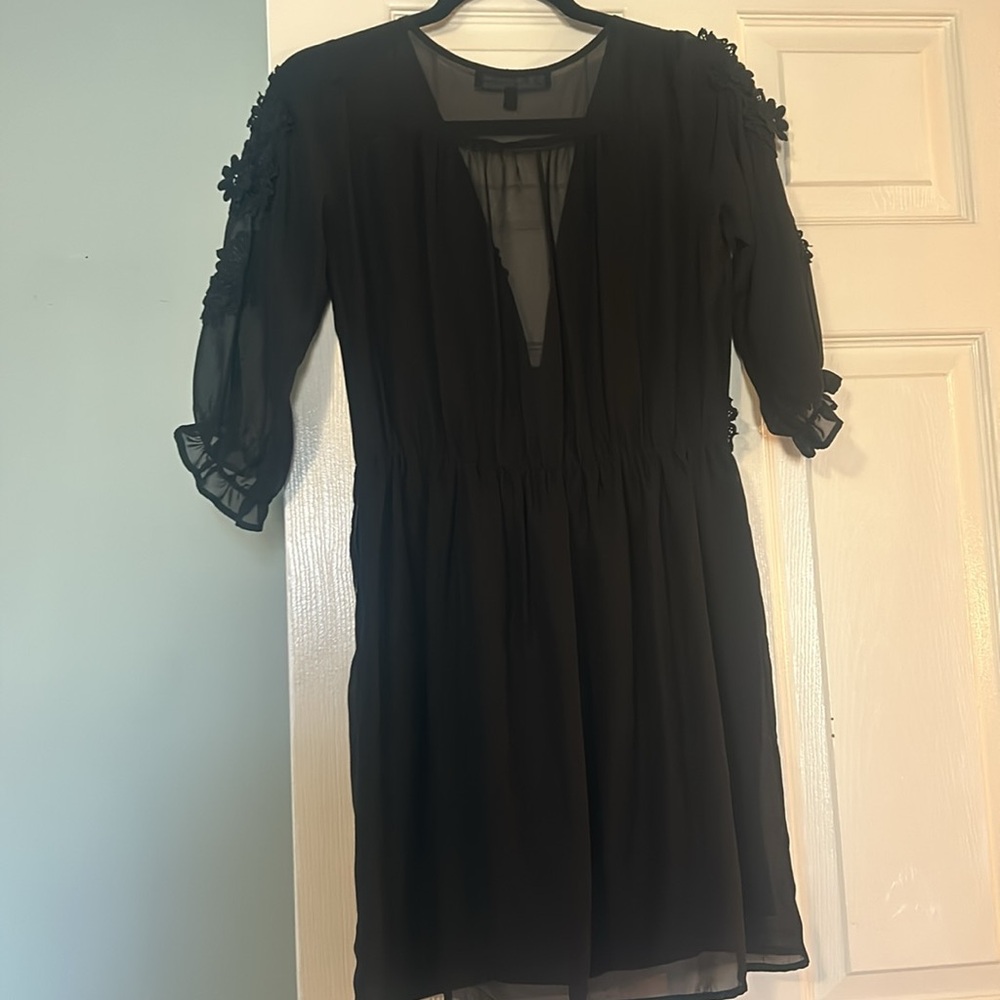 FLL Dress - Picture 3 of 3